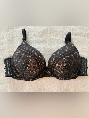 Victoria’s Secret Sexy Black & Nude Bombshell Plunge Push Up Bra 36B Adds 2 Cups